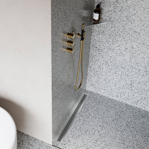 14_Line_ClassicLine_Column_corner-soap-shelf-colum_red_closeup_